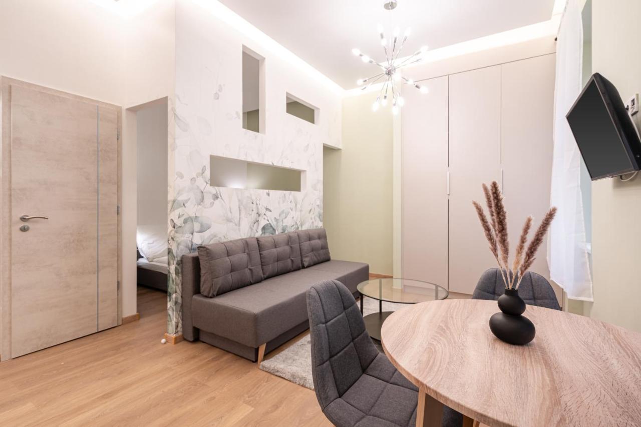 Apartman Kl31 - - Klauzal Square By Bqa *